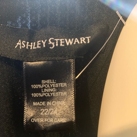 Dress never worn - Picture 5 of 5